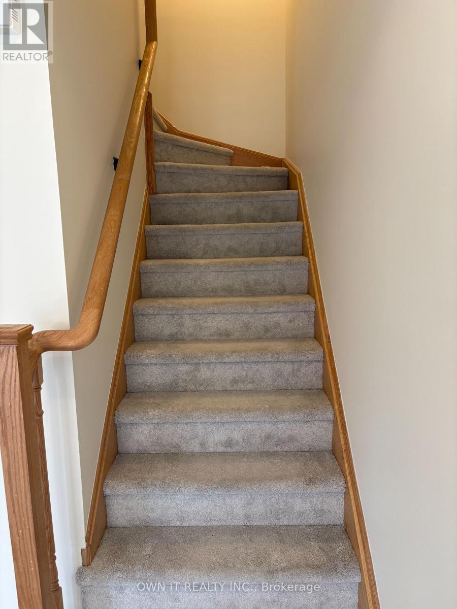 12 - 25 PRIYA LANE Toronto (Malvern) Ontario Canada M1B0E8 4