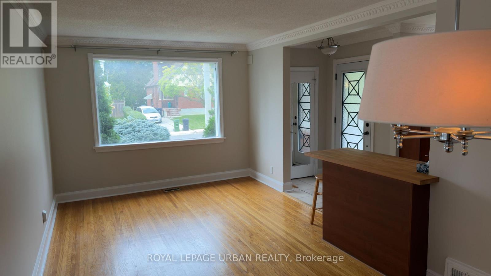 33 Amsterdam Avenue, Toronto (O'connor-Parkview), Ontario  M4B 2B9 - Photo 5 - E13793786