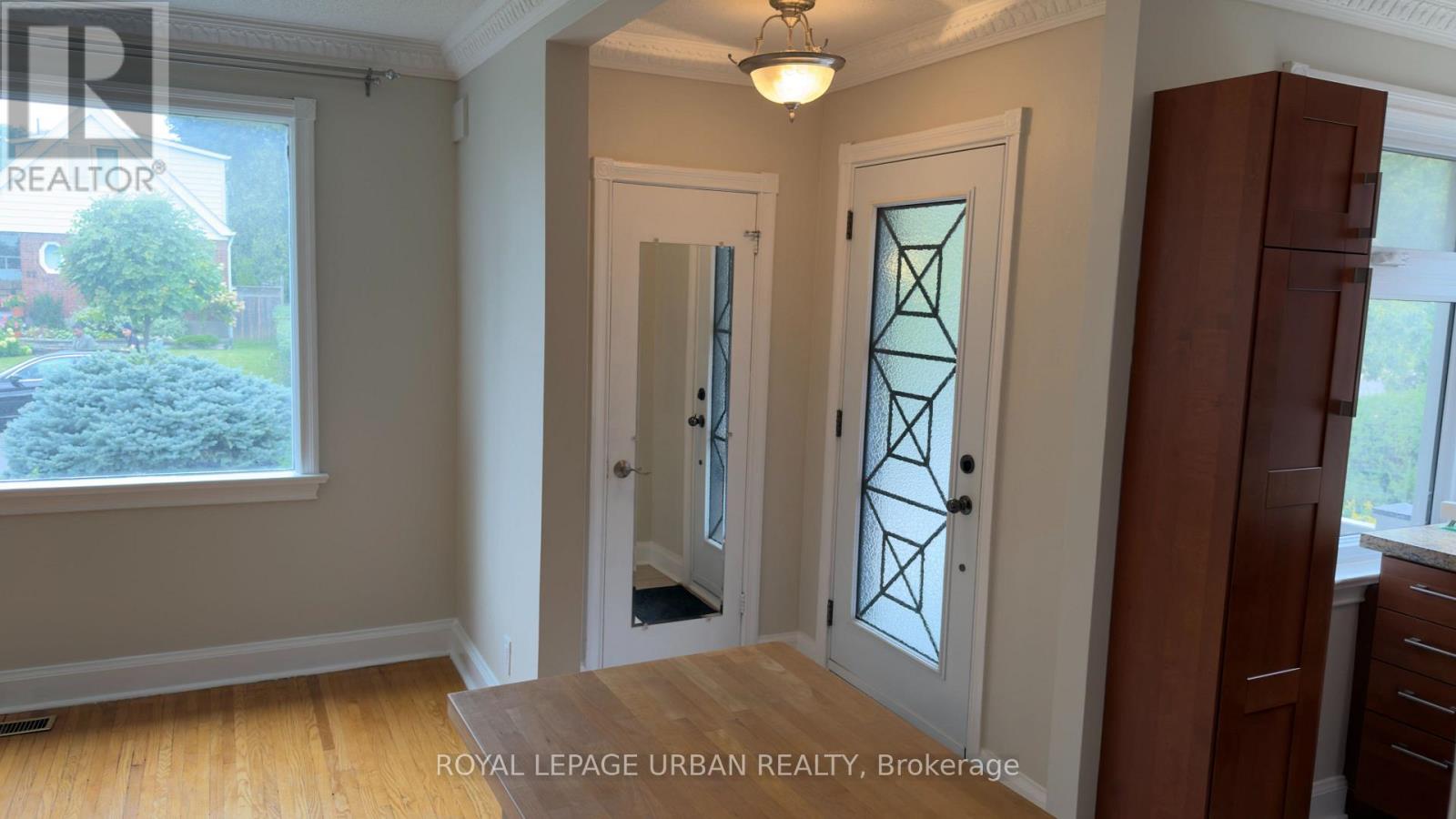 33 Amsterdam Avenue, Toronto (O'connor-Parkview), Ontario  M4B 2B9 - Photo 7 - E13793786