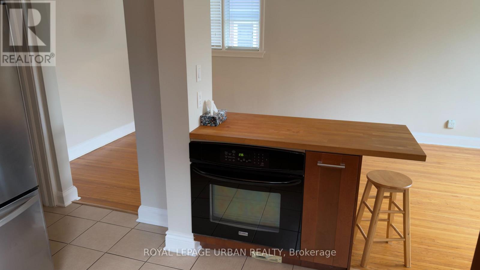 33 Amsterdam Avenue, Toronto (O'connor-Parkview), Ontario  M4B 2B9 - Photo 9 - E13793786