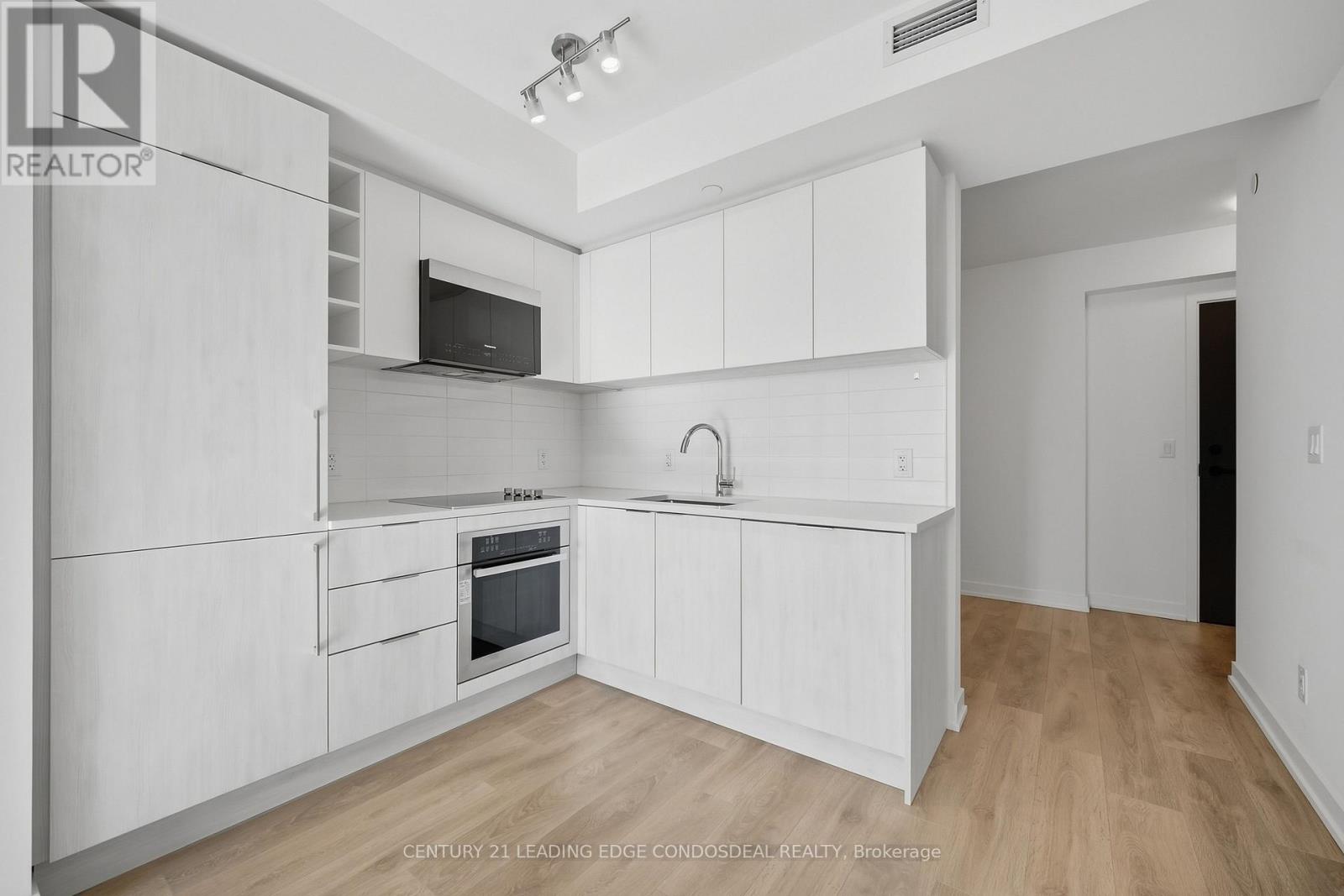1812 - 2033 Kennedy Road, Toronto, Ontario  M1S 0L3 - Photo 8 - E13793852