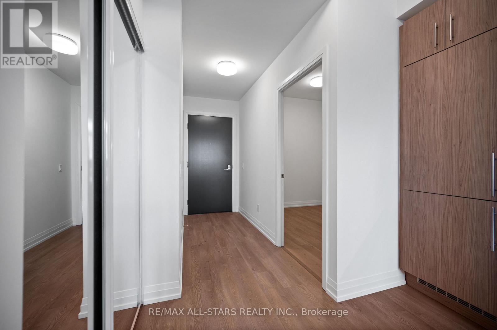 1811 - 286 Main Street, Toronto, Ontario  M4C 0B3 - Photo 10 - E13793858