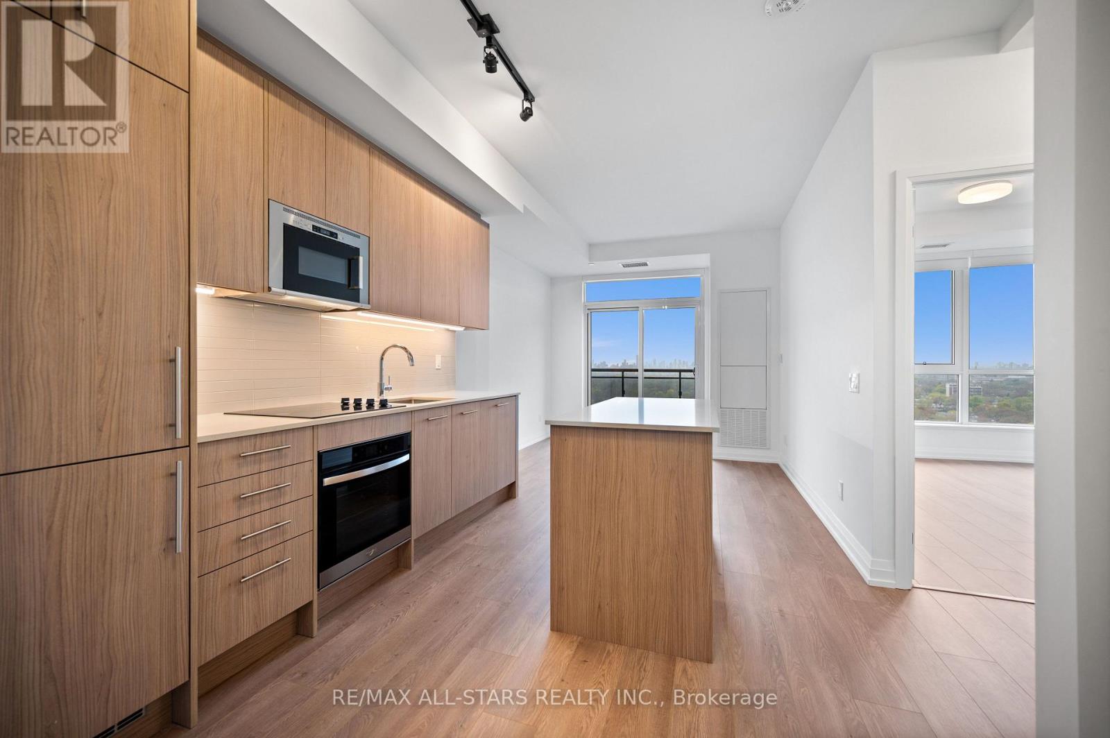 1811 - 286 Main Street, Toronto, Ontario  M4C 0B3 - Photo 11 - E13793858