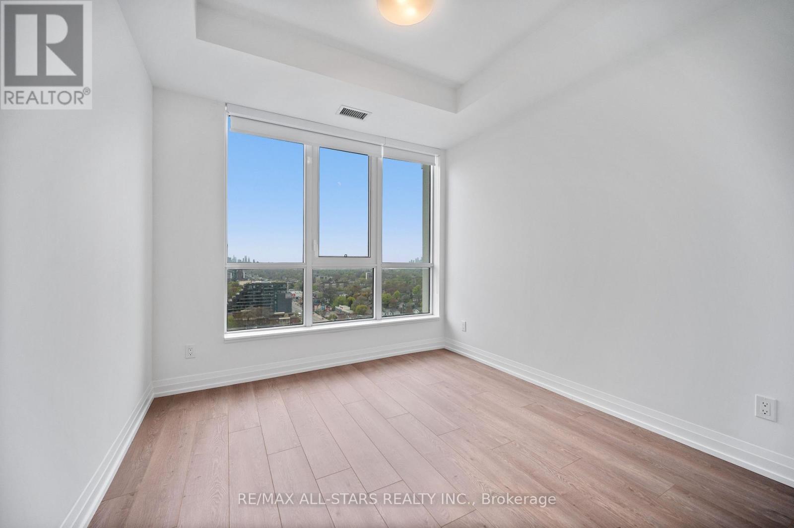 1811 - 286 Main Street, Toronto, Ontario  M4C 0B3 - Photo 21 - E13793858