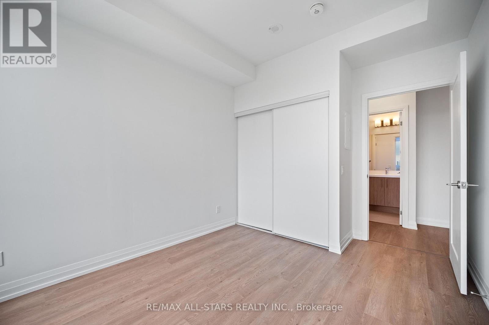 1811 - 286 Main Street, Toronto, Ontario  M4C 0B3 - Photo 23 - E13793858