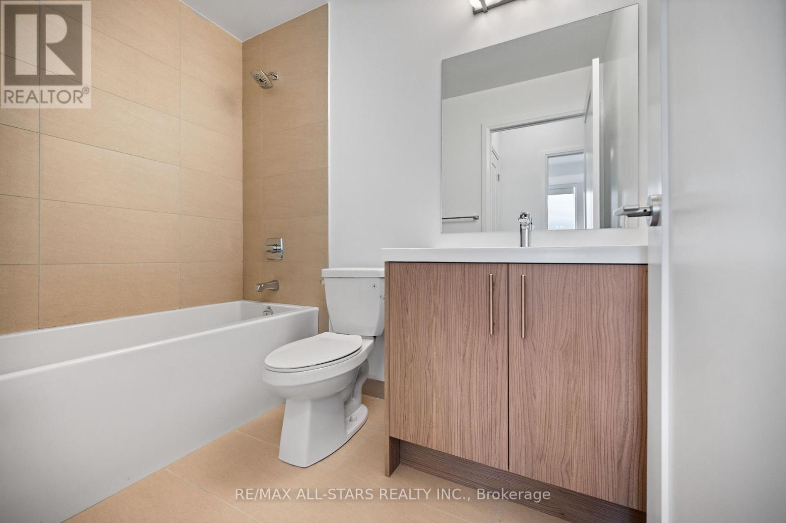 1811 - 286 Main Street, Toronto, Ontario  M4C 0B3 - Photo 25 - E13793858