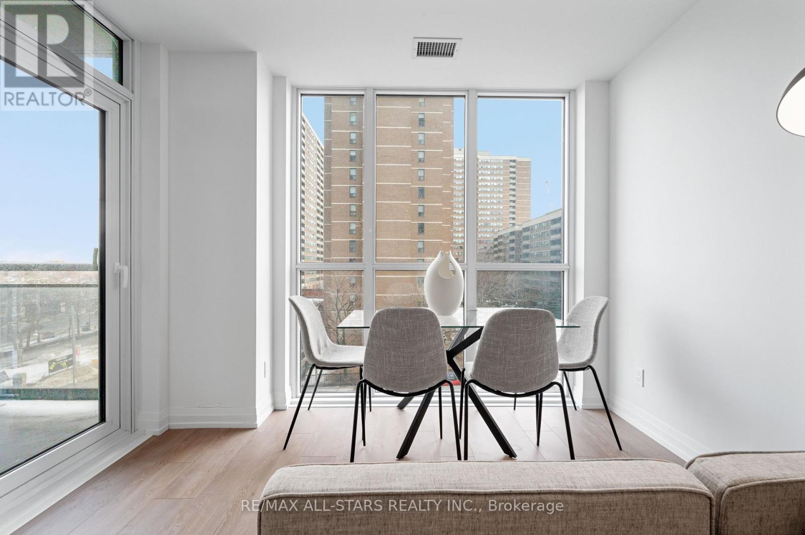 408 - 286 Main Street, Toronto, Ontario  M4C 0B3 - Photo 13 - E13793872