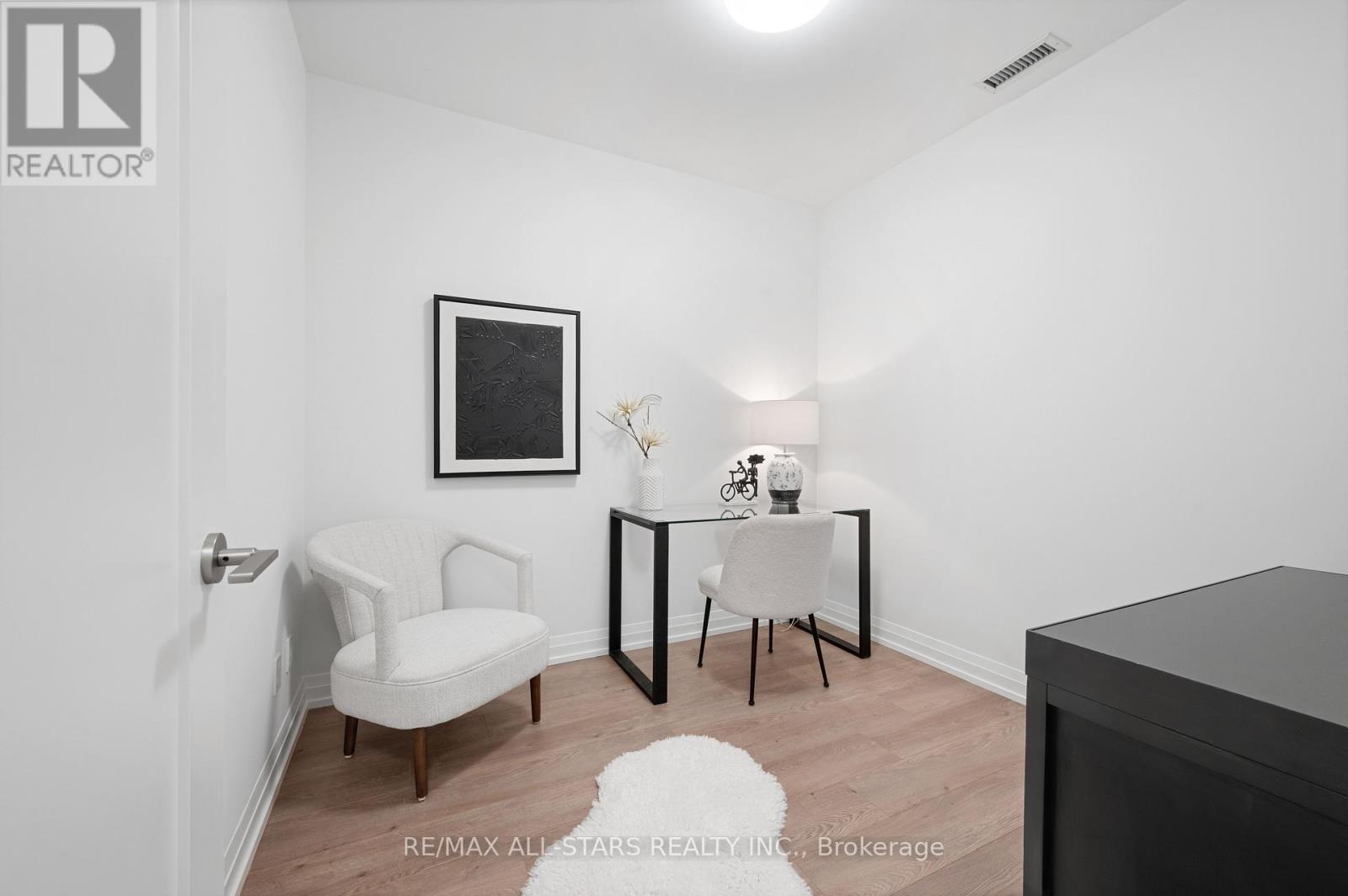 408 - 286 Main Street, Toronto, Ontario  M4C 0B3 - Photo 18 - E13793872
