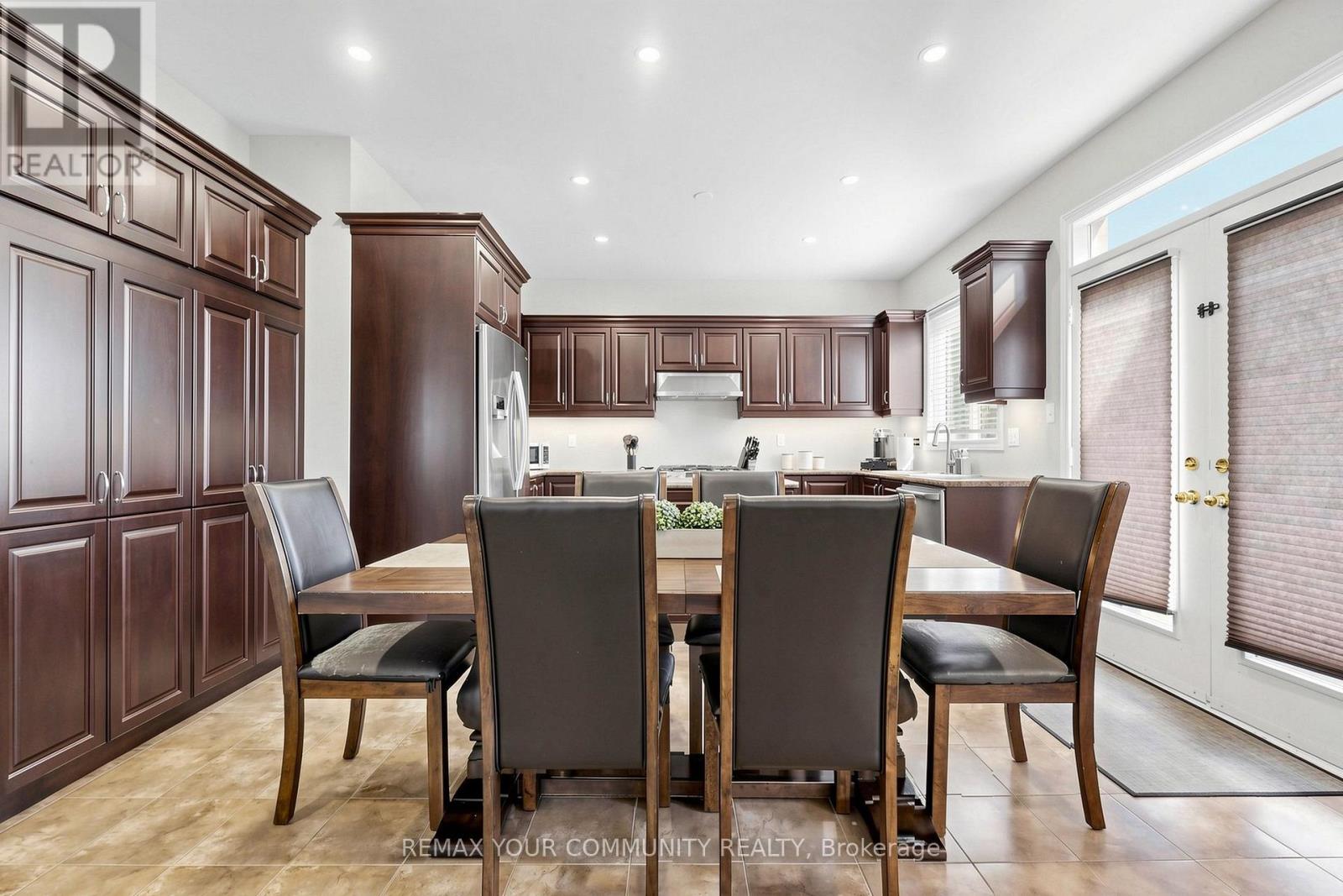 11 Trudeau Drive, Vaughan, Ontario  L4H 0T9 - Photo 5 - N13793718