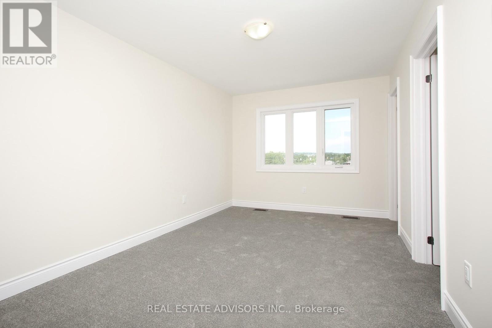 12 Elgin Court, Bradford West Gwillimbury (Bradford), Ontario  L3Z 4H7 - Photo 12 - N13793802