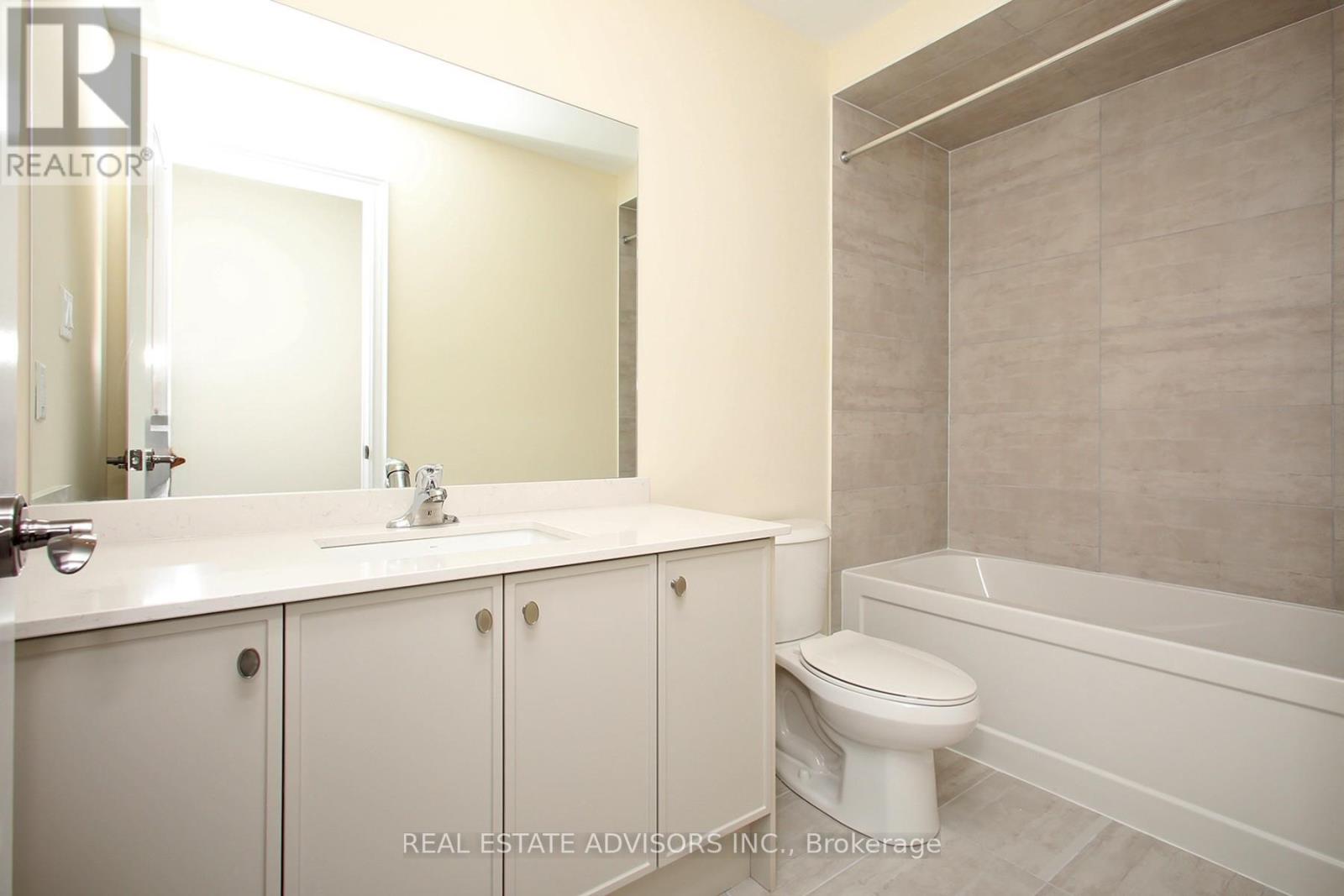 12 Elgin Court, Bradford West Gwillimbury (Bradford), Ontario  L3Z 4H7 - Photo 6 - N13793802