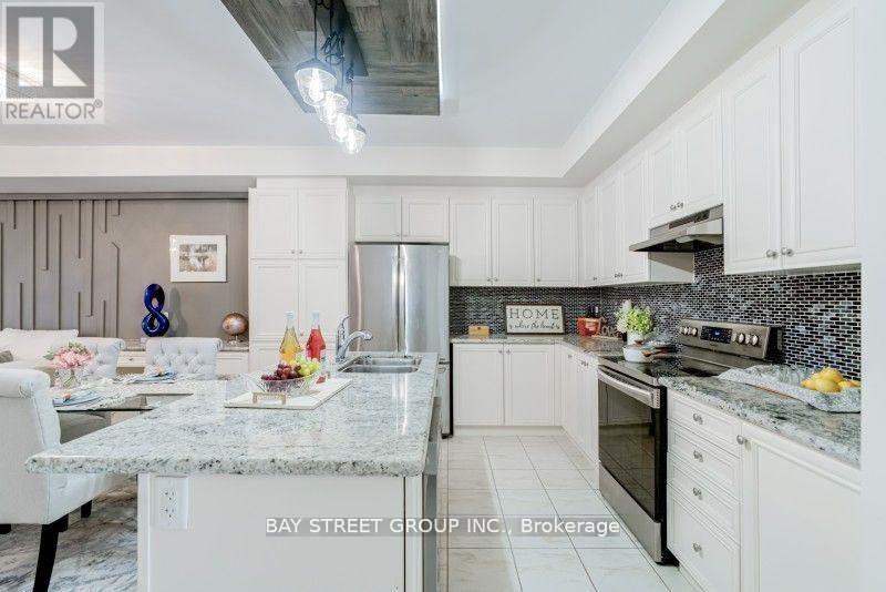 121 Luzon Avenue, Markham, Ontario  L6B 1N8 - Photo 8 - N13793842