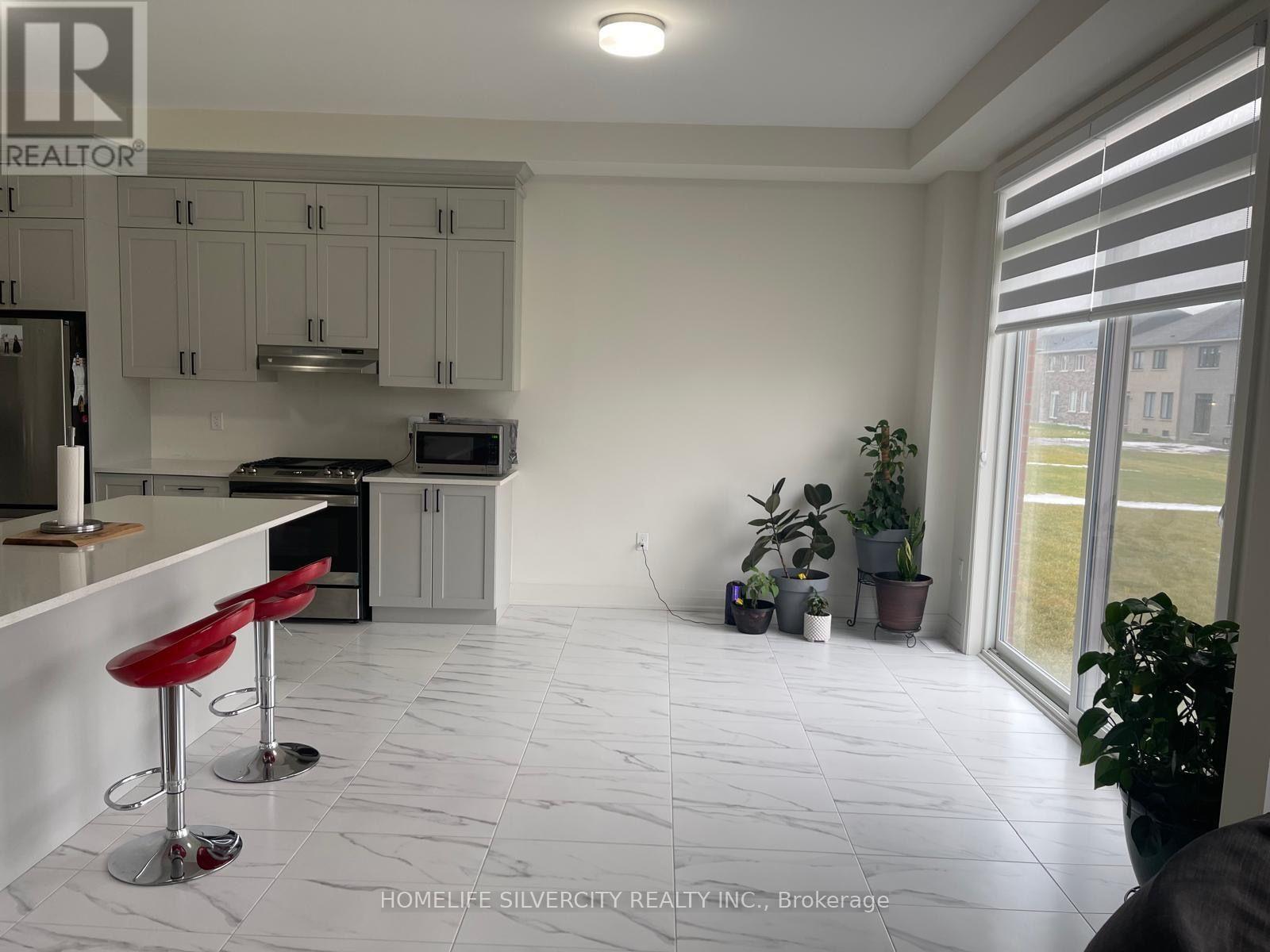 26 Hummingbird Grove, Adjala-Tosorontio (Colgan), Ontario  L0G 1W0 - Photo 5 - N13793870