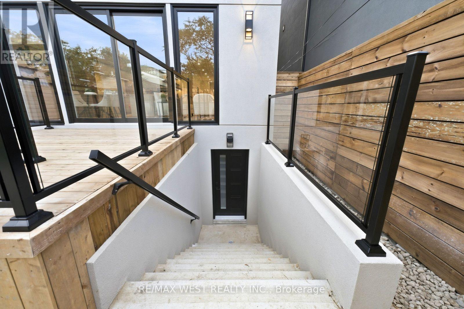 77 Alameda Avenue, Toronto, Ontario  M6C 3W4 - Photo 43 - C13793544