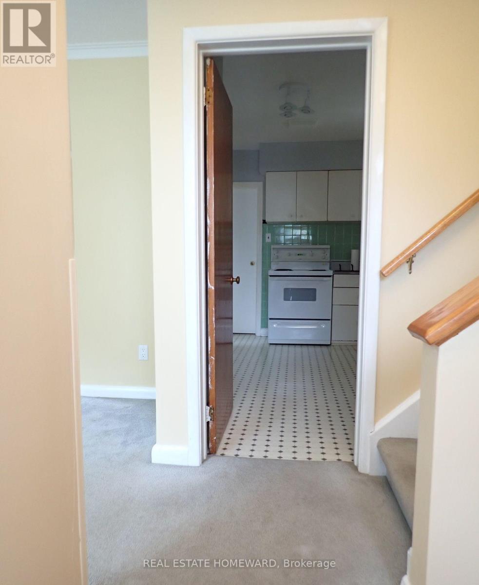 Front - 56 Perivale Crescent, Toronto, Ontario  M1J 2C3 - Photo 6 - E13622004