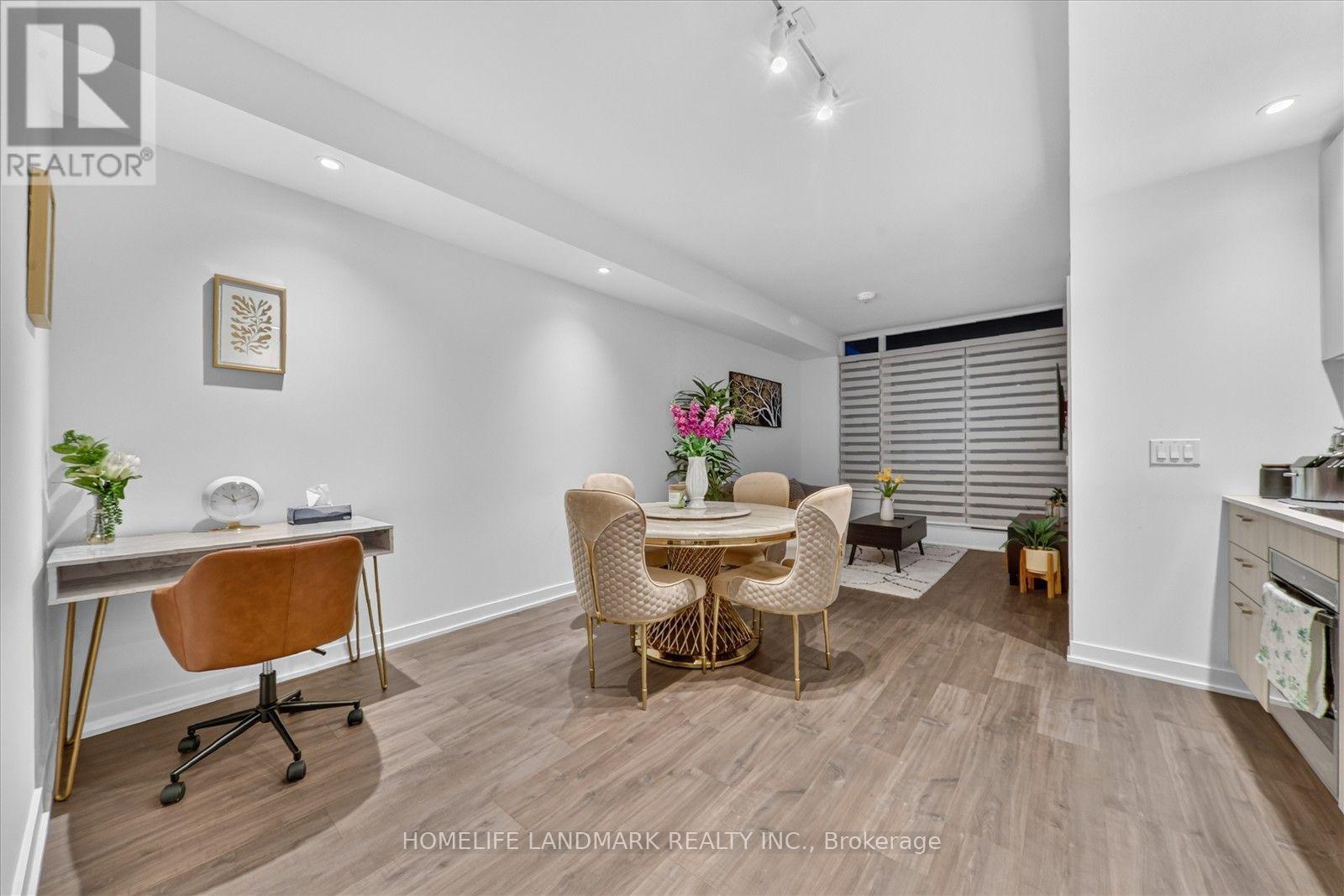 2505 - 1926 Lakeshore Boulevard W, Toronto, Ontario  M6S 1A1 - Photo 8 - W13793754