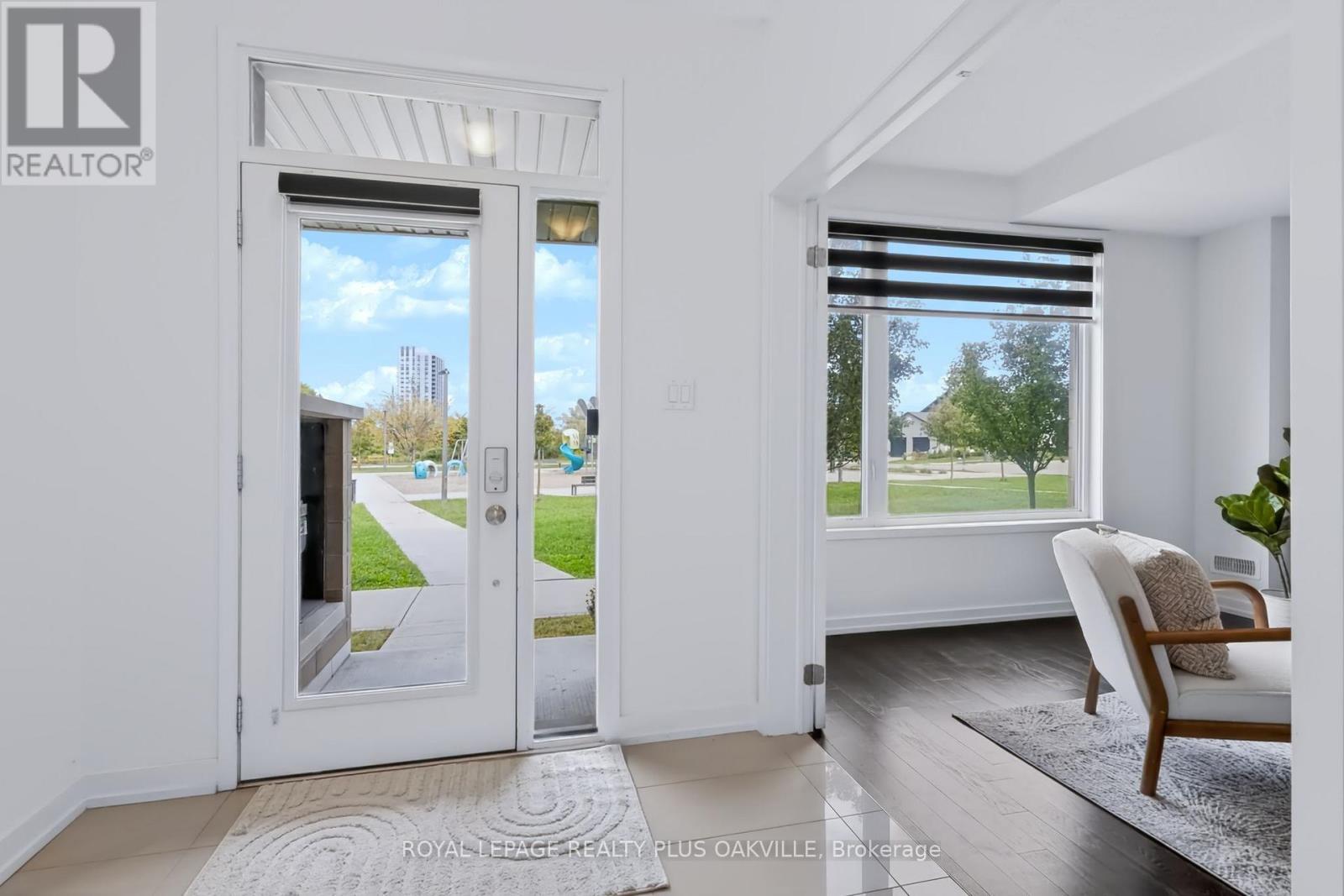 5 - 211 Squire Crescent, Oakville, Ontario L6H 0L8 - Photo 9 - W13793814