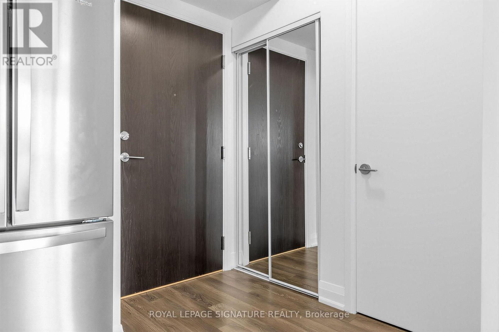 504 - 1461 Lawrence Avenue W, Toronto, Ontario  M6L 0A6 - Photo 3 - W13793816