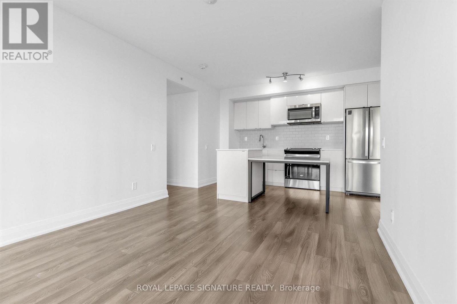 504 - 1461 Lawrence Avenue W, Toronto, Ontario  M6L 0A6 - Photo 7 - W13793816