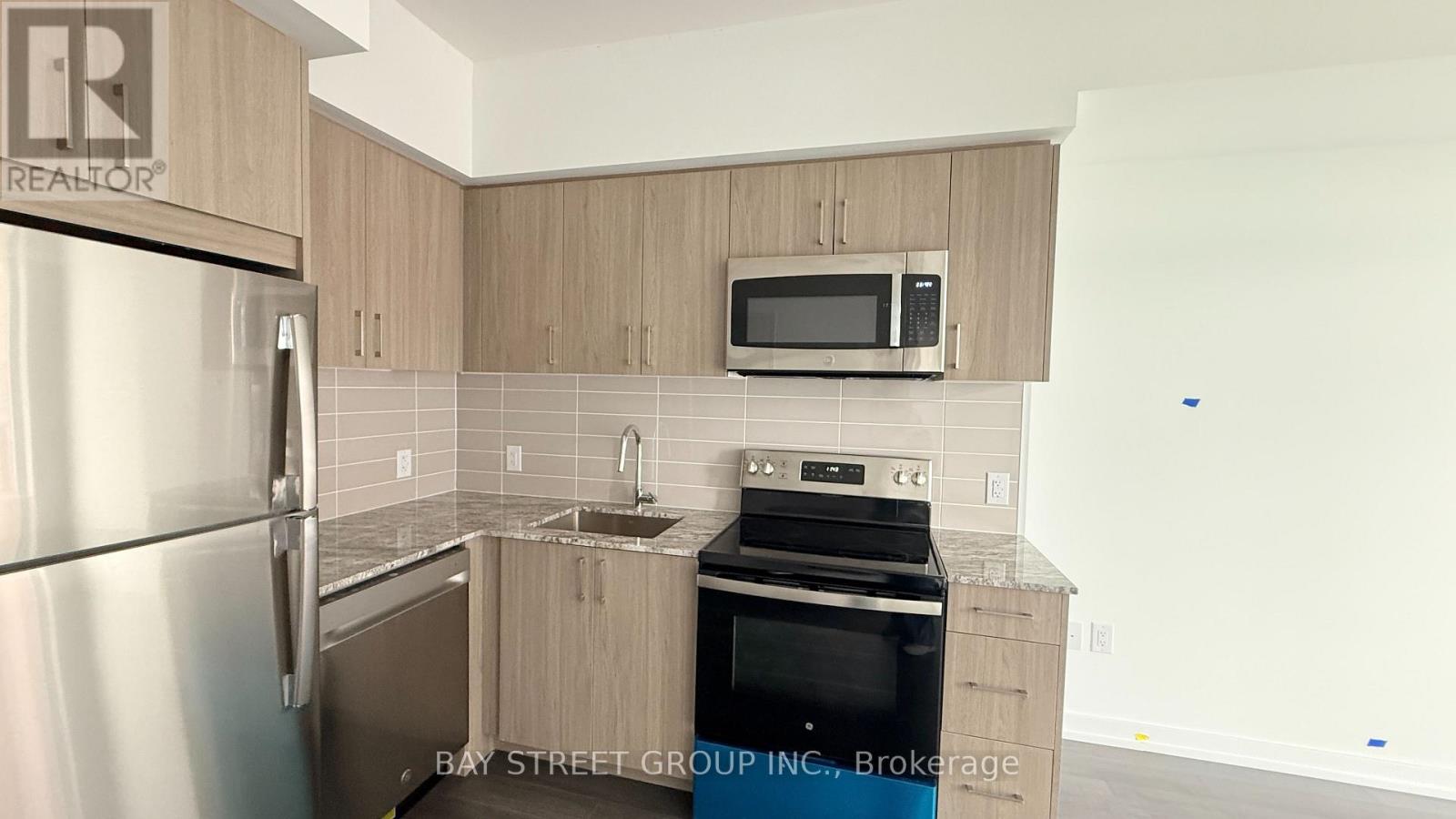 2312 - 4010 Eglinton Avenue W, Toronto, Ontario M9A 0G5 - Photo 8 - W13793894
