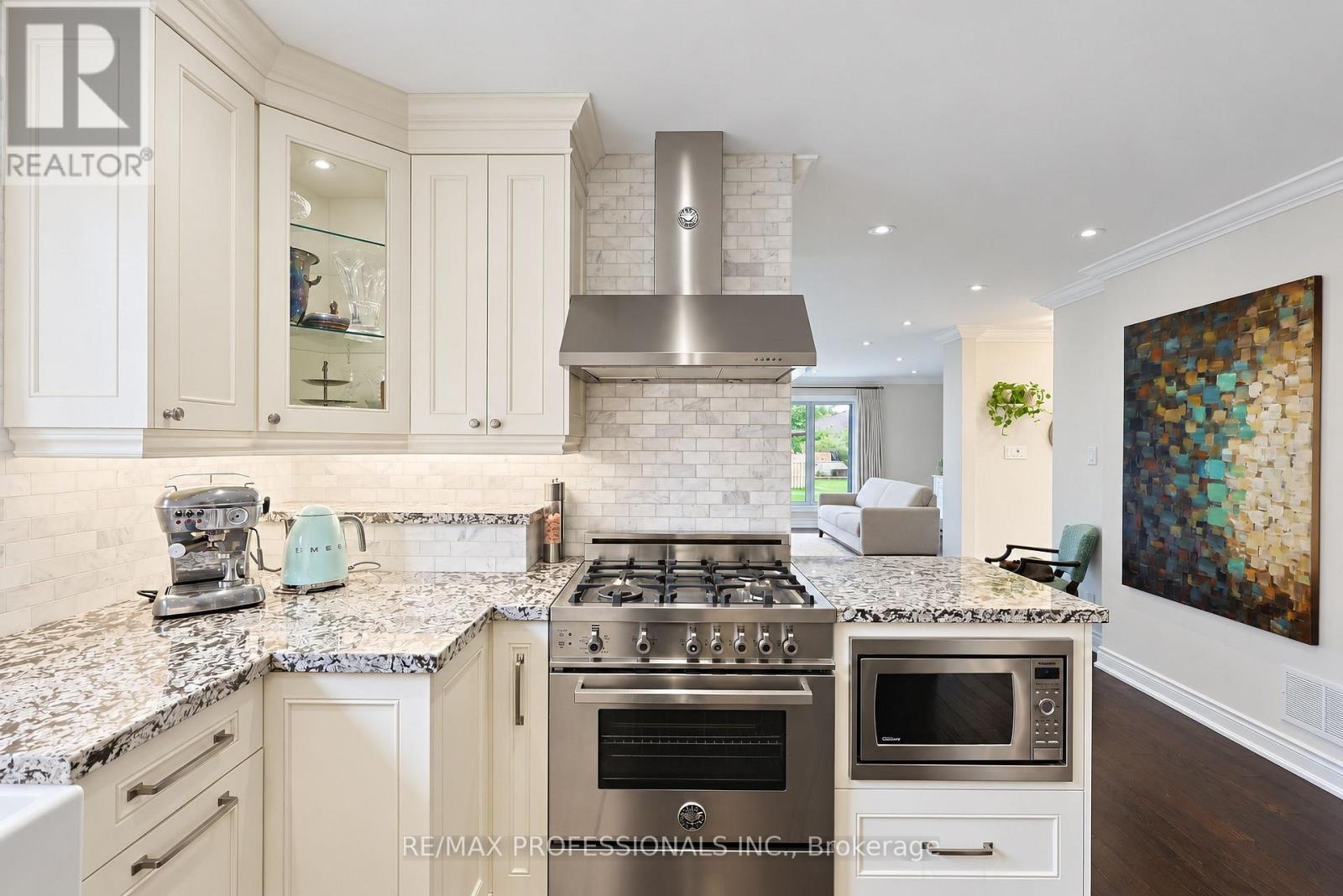 55 Rayside Drive, Toronto, Ontario  M9C 1S9 - Photo 19 - W13793908