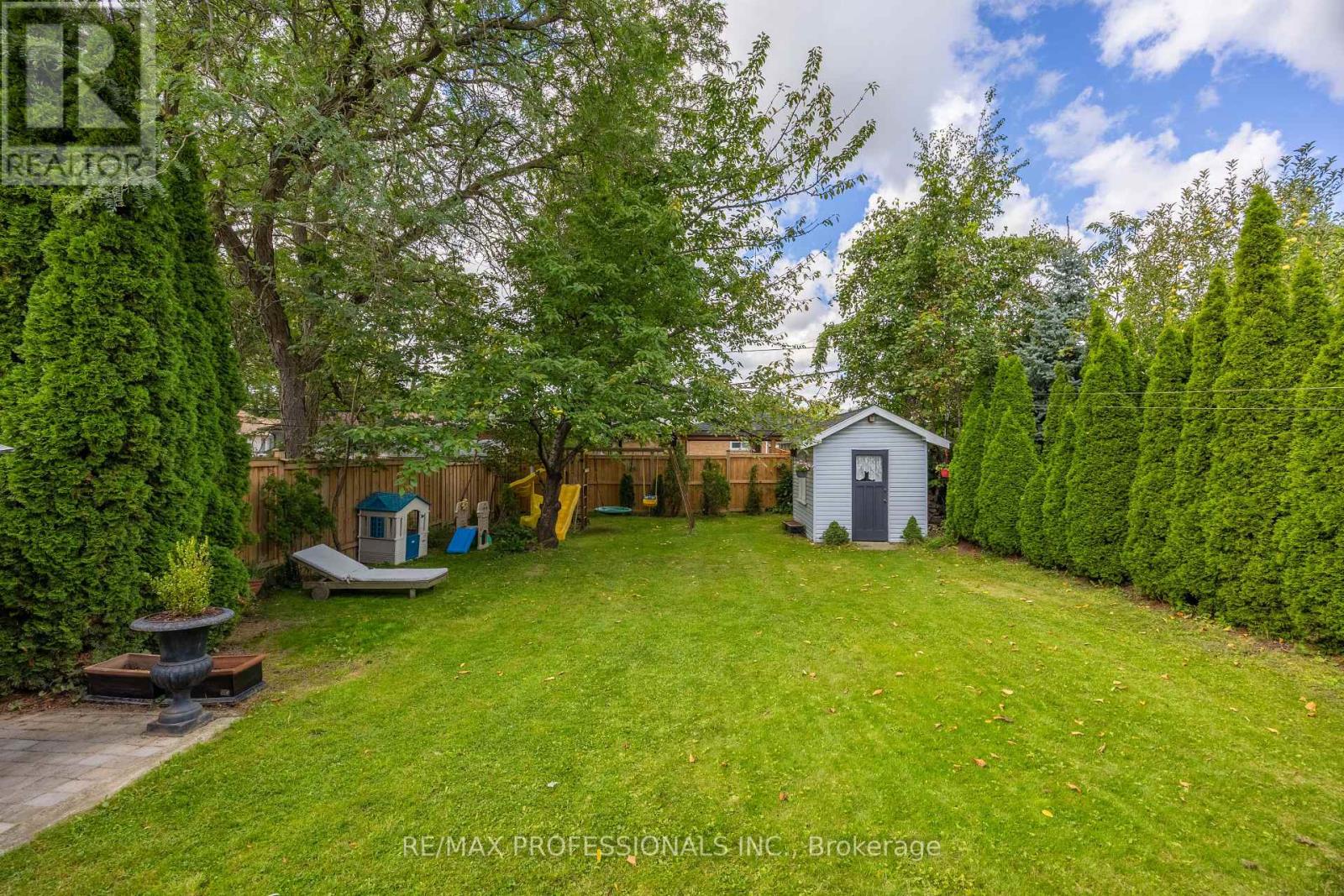 55 Rayside Drive, Toronto, Ontario  M9C 1S9 - Photo 44 - W13793908