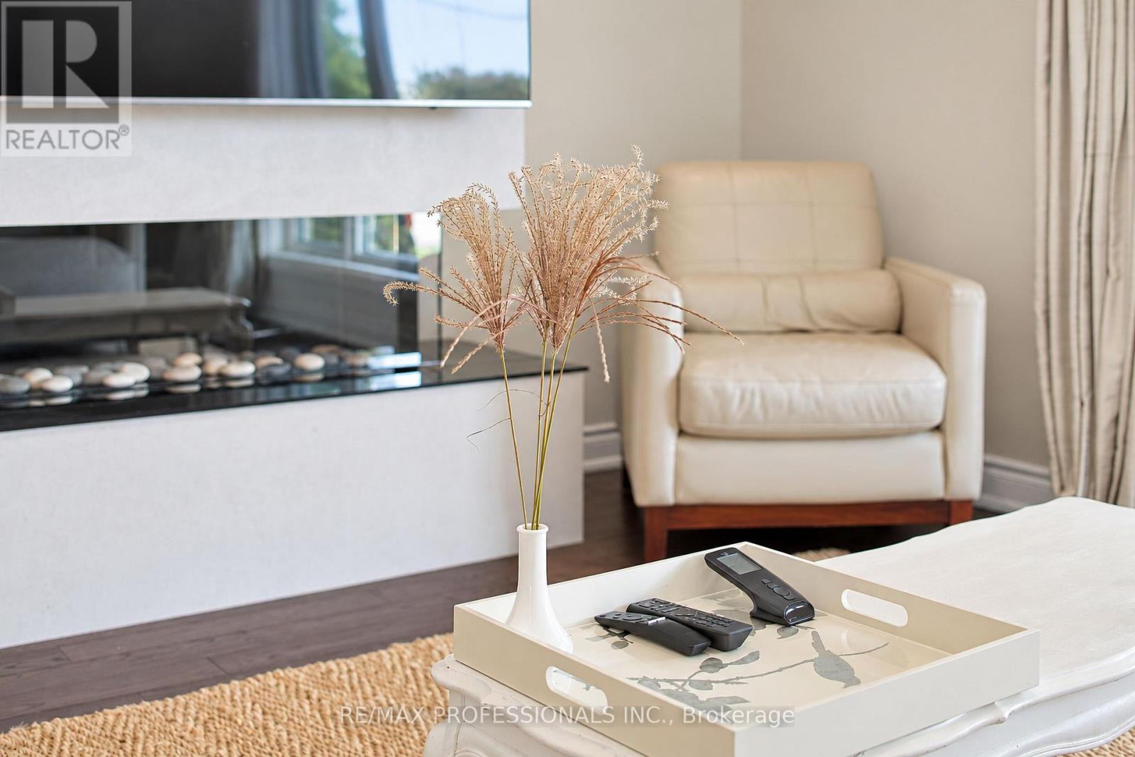 55 Rayside Drive, Toronto, Ontario  M9C 1S9 - Photo 7 - W13793908