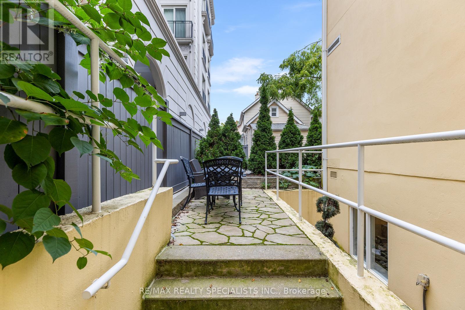 305 Church Street, Oakville, Ontario  L6J 7T2 - Photo 46 - W13793920