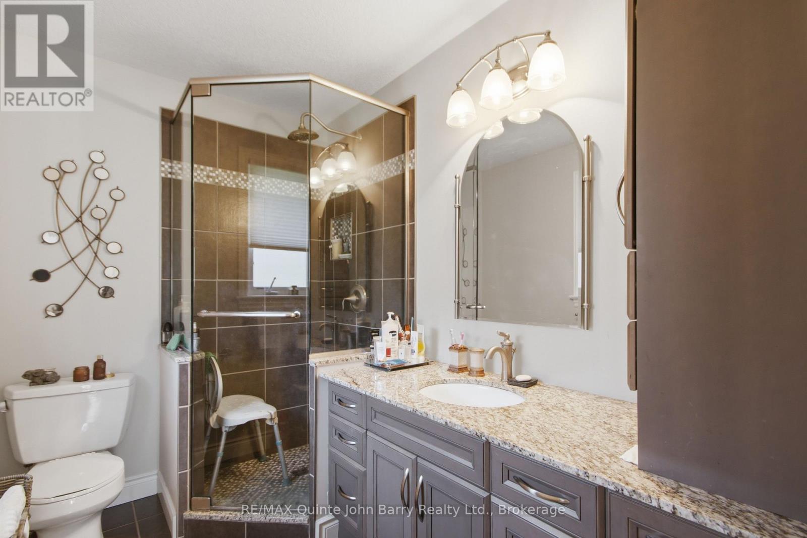 2 Pine Marsh Lane, Quinte West, Ontario  K8V 0A5 - Photo 19 - X13446390