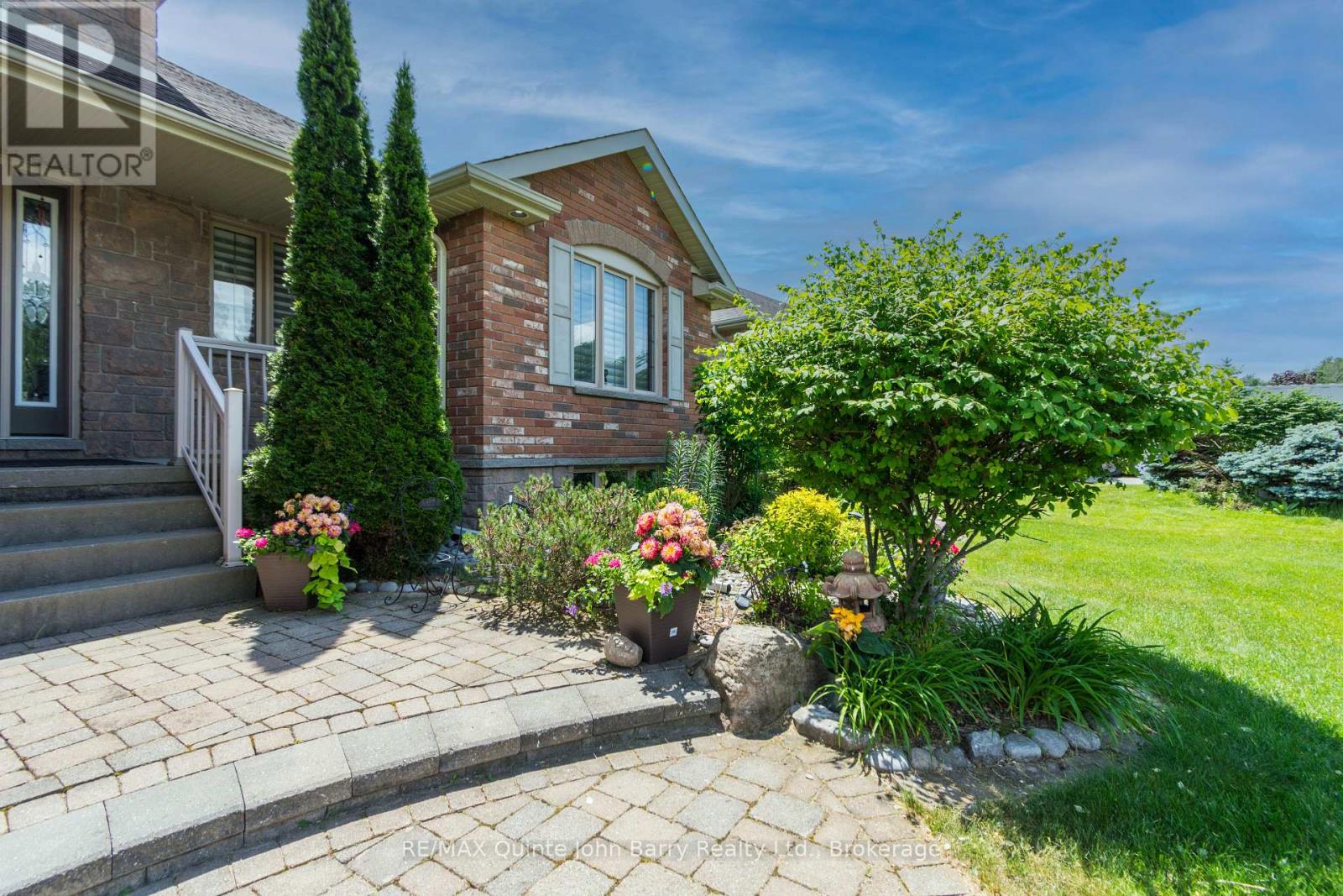 2 Pine Marsh Lane, Quinte West, Ontario  K8V 0A5 - Photo 3 - X13446390