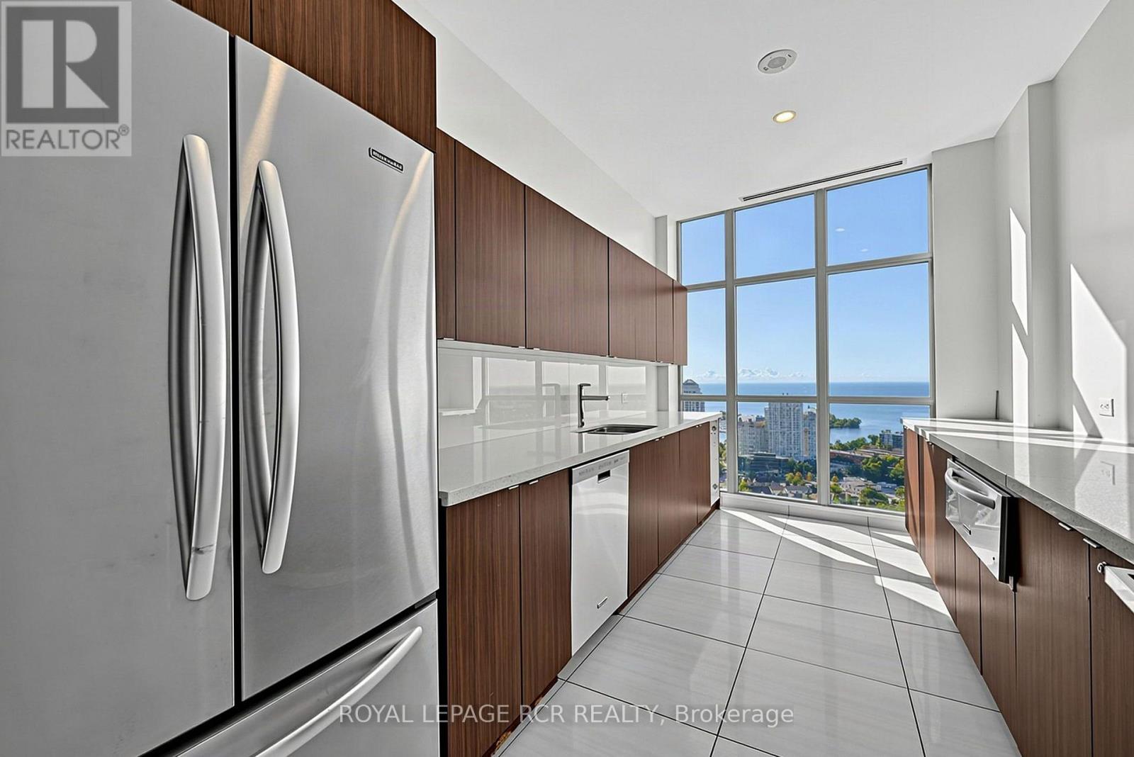 1022 - 165 Legion Road N, Toronto, Ontario  M8Y 0B3 - Photo 34 - W13789030