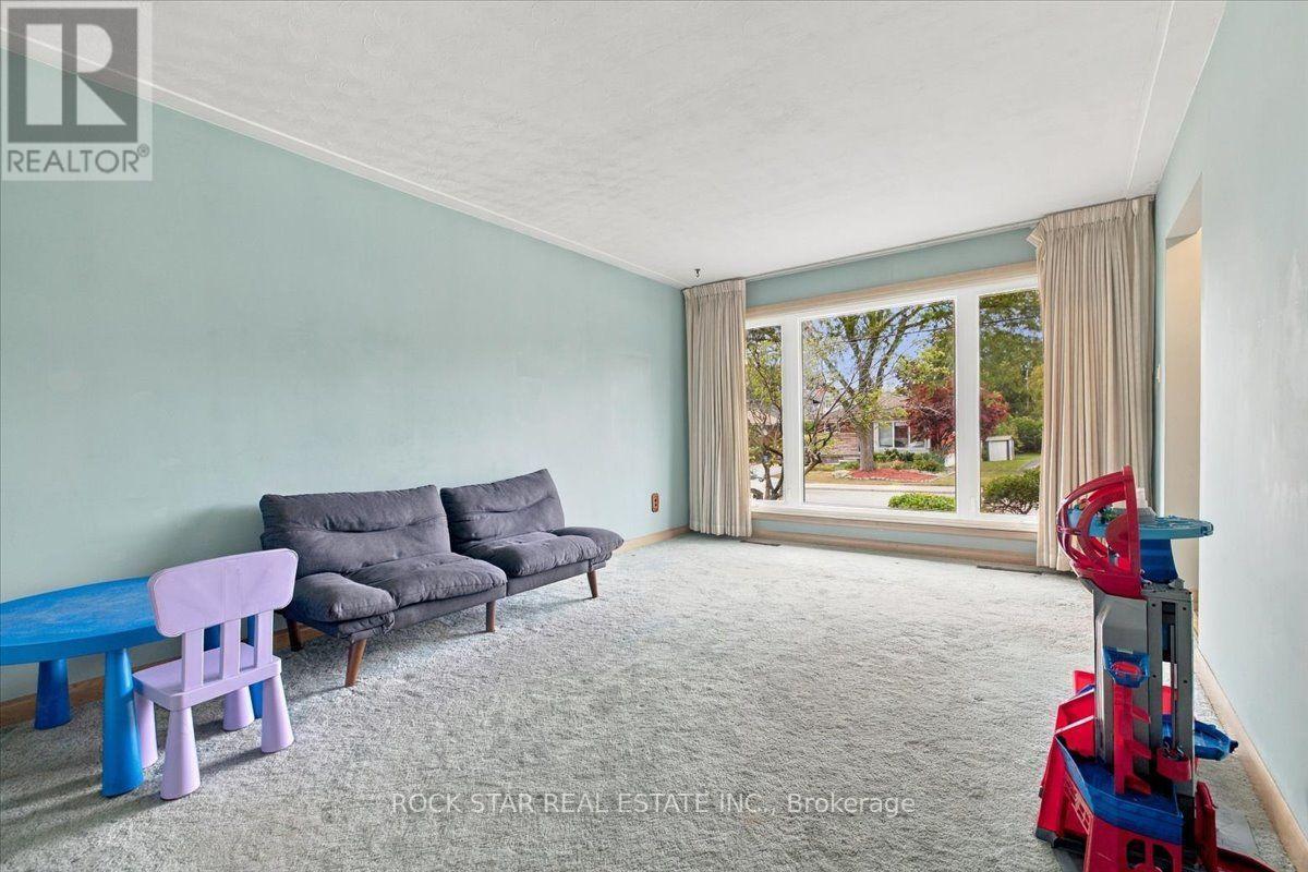 212 West 33rd Street, Hamilton, Ontario  L9C 5J5 - Photo 19 - X13793672