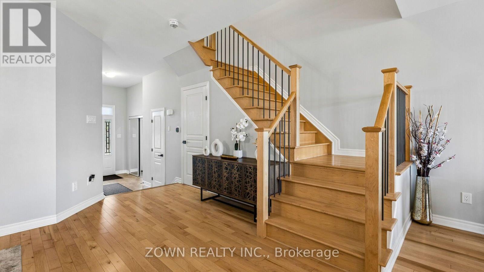 233 Sittelle Private, Ottawa, Ontario  K4A 1G1 - Photo 3 - X13793780