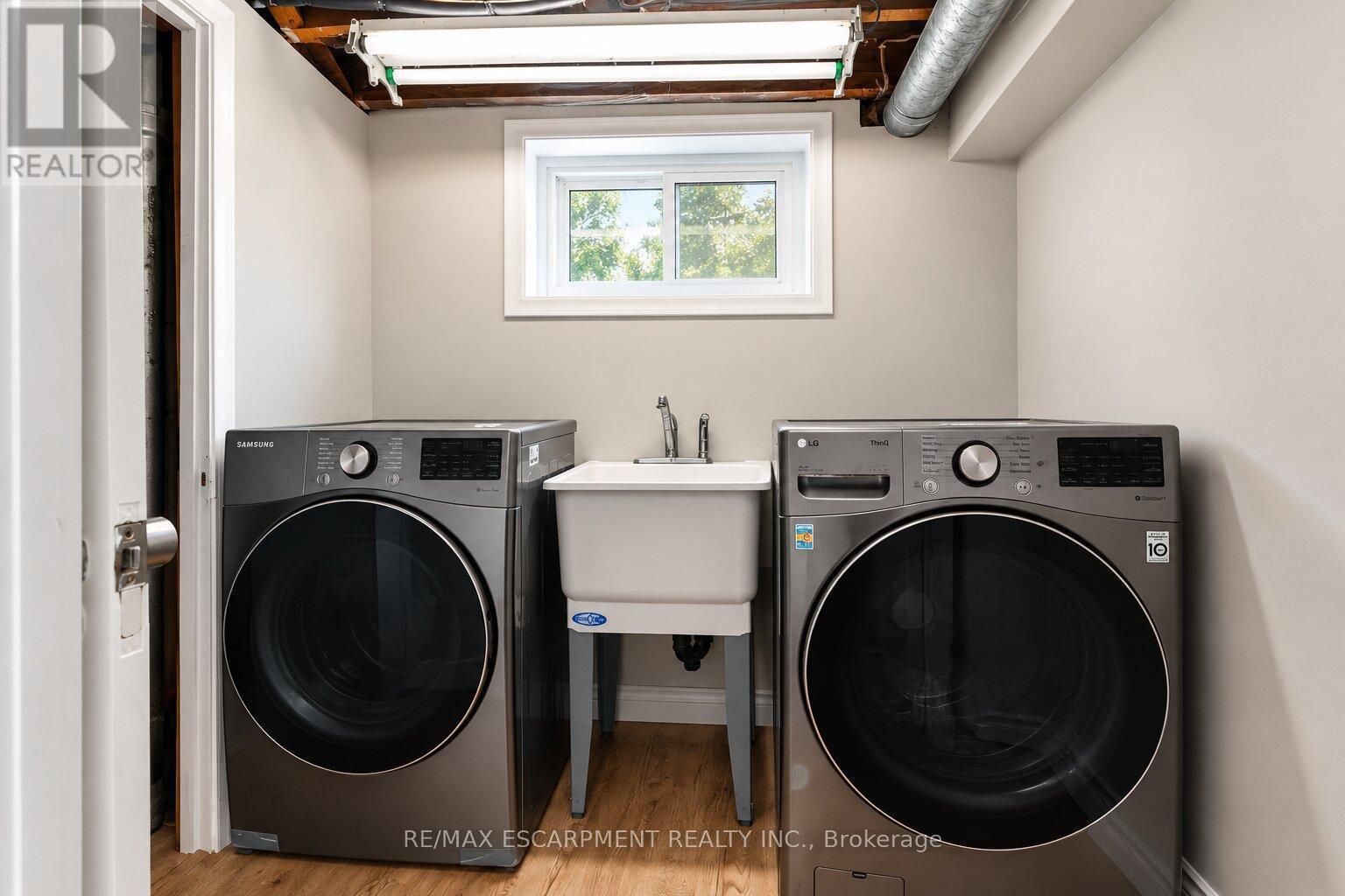 269 Queensdale Avenue E, Hamilton, Ontario  L9A 1L3 - Photo 36 - X13793790