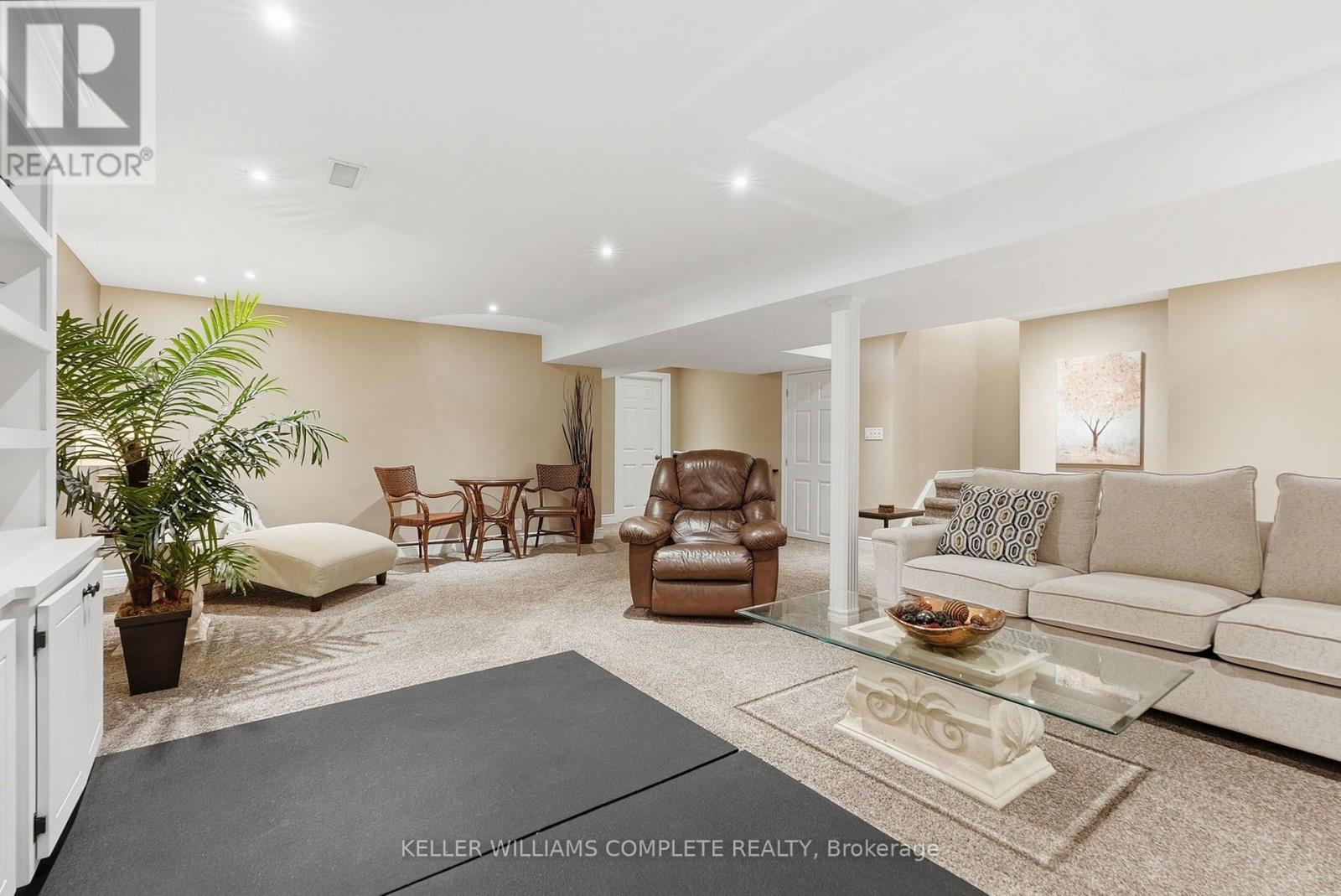 359 Sunnymeade Drive, Hamilton, Ontario  L9G 4L2 - Photo 38 - X13793880