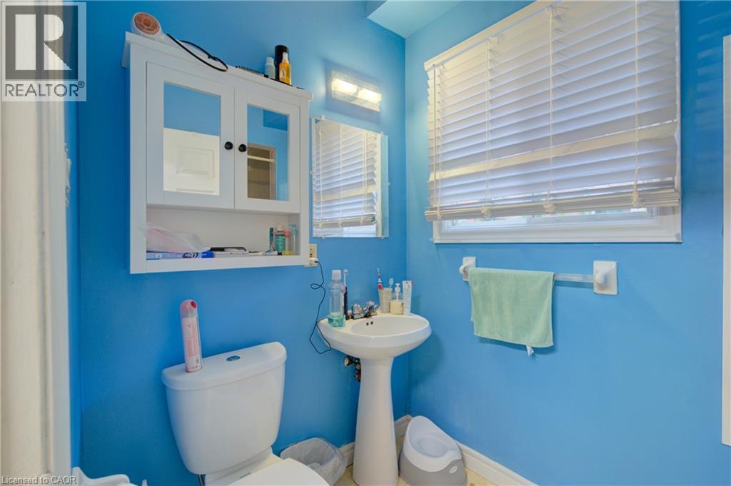private 3 piece ensuite for primary bedroom 1