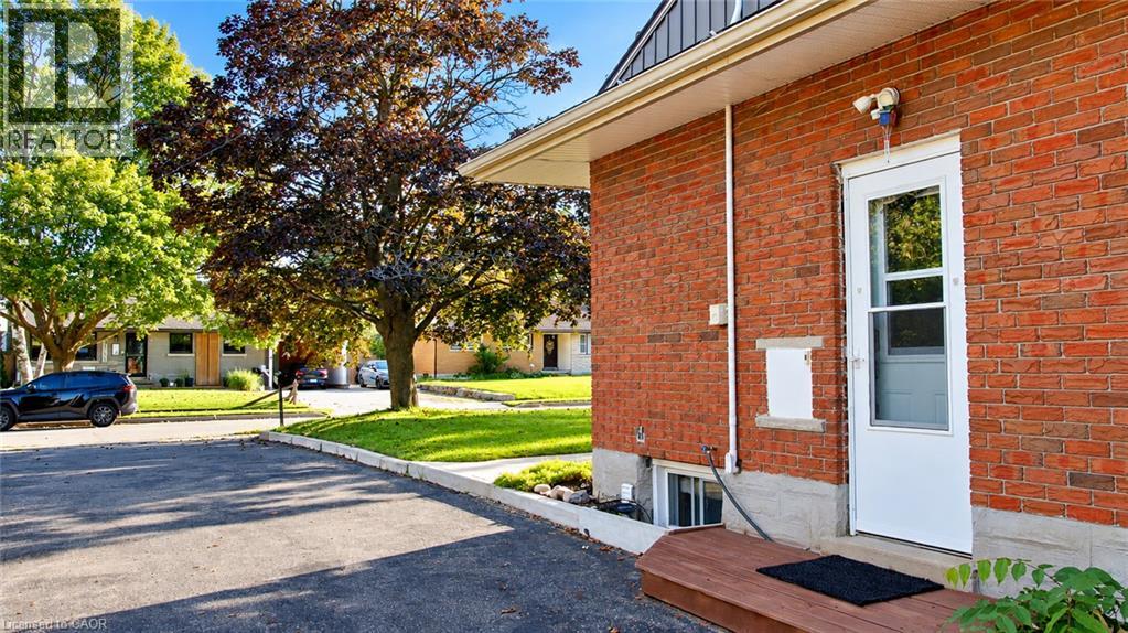 18 Clearview Drive, Cambridge, Ontario  N1S 1B2 - Photo 4 - 40862829
