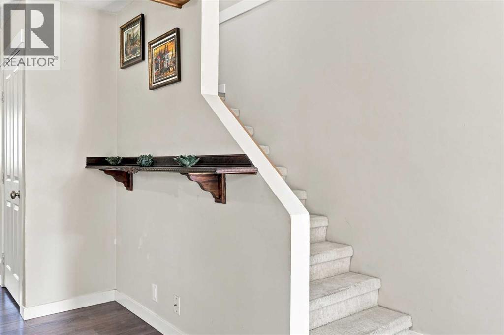 27 Erin Grove Close Se, Calgary, Alberta  T2B 2T4 - Photo 16 - A2343105
