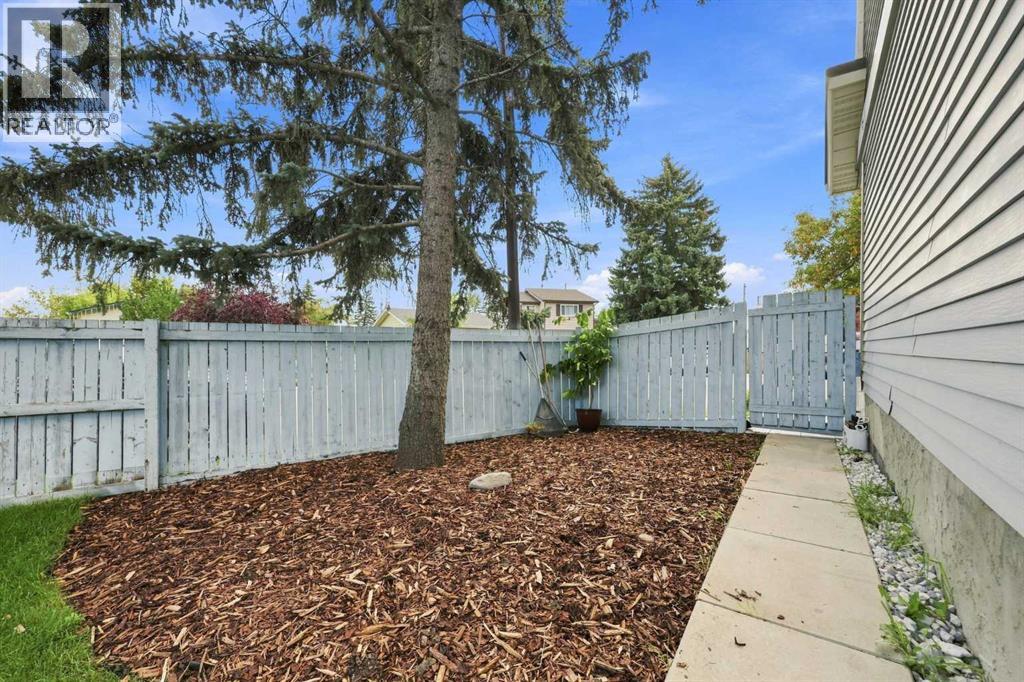 27 Erin Grove Close Se, Calgary, Alberta  T2B 2T4 - Photo 36 - A2343105