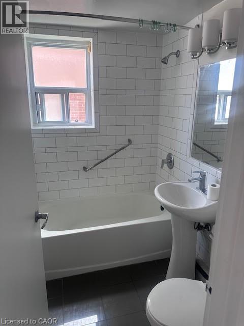 2 Grant Boulevard Unit# 8, Hamilton, Ontario  L9H 4L4 - Photo 7 - 40827940
