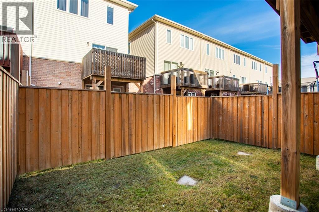 14 Kenridge Terrace, Stoney Creek, Ontario  L8J 0G4 - Photo 32 - 40850788