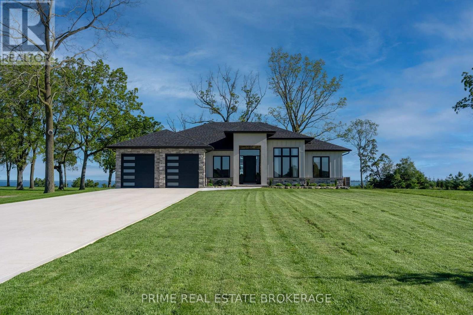 9 Black Walnut Drive, Norfolk, Ontario  N0E 1P0 - Photo 2 - X13793986