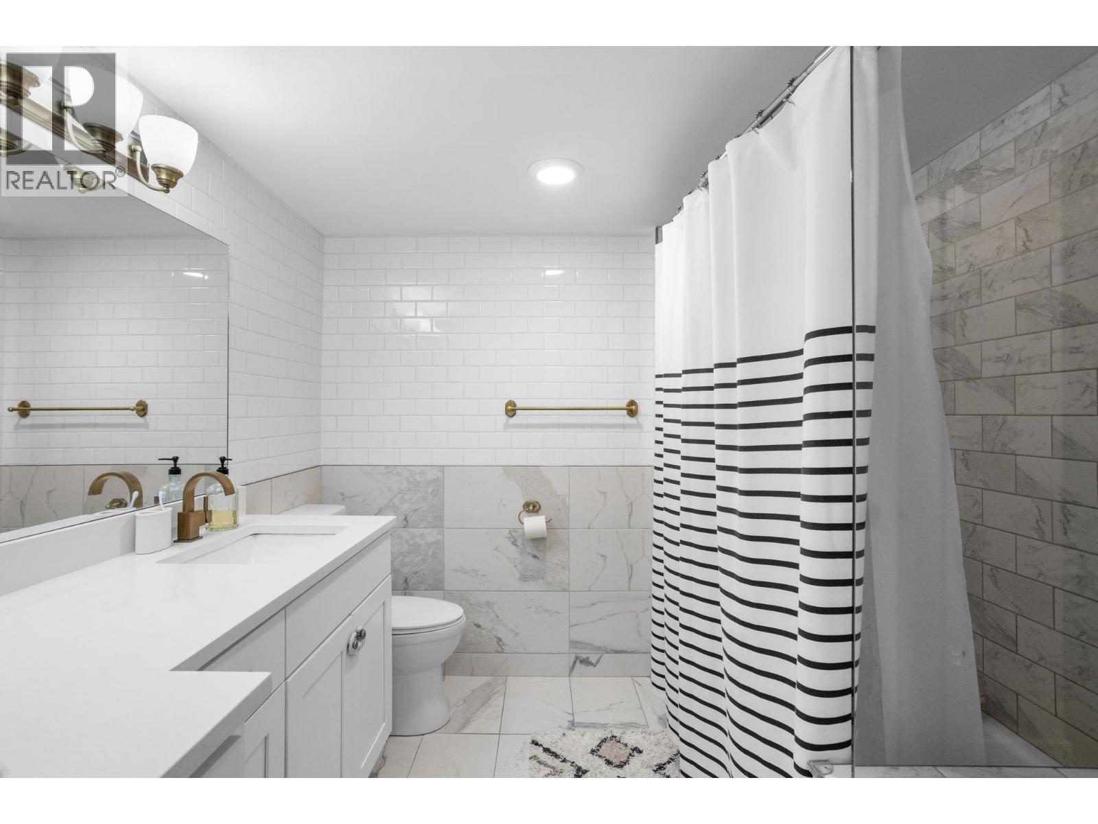 906 2020 Bellwood Avenue, Burnaby, British Columbia  V5B 4P8 - Photo 13 - R3164889