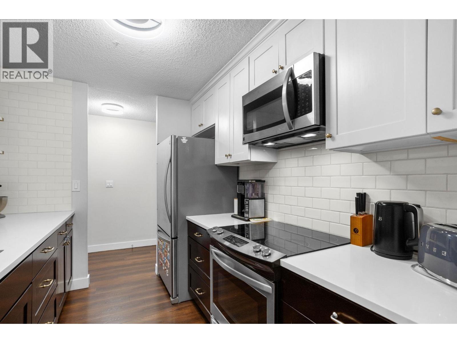 906 2020 Bellwood Avenue, Burnaby, British Columbia  V5B 4P8 - Photo 10 - R3164889