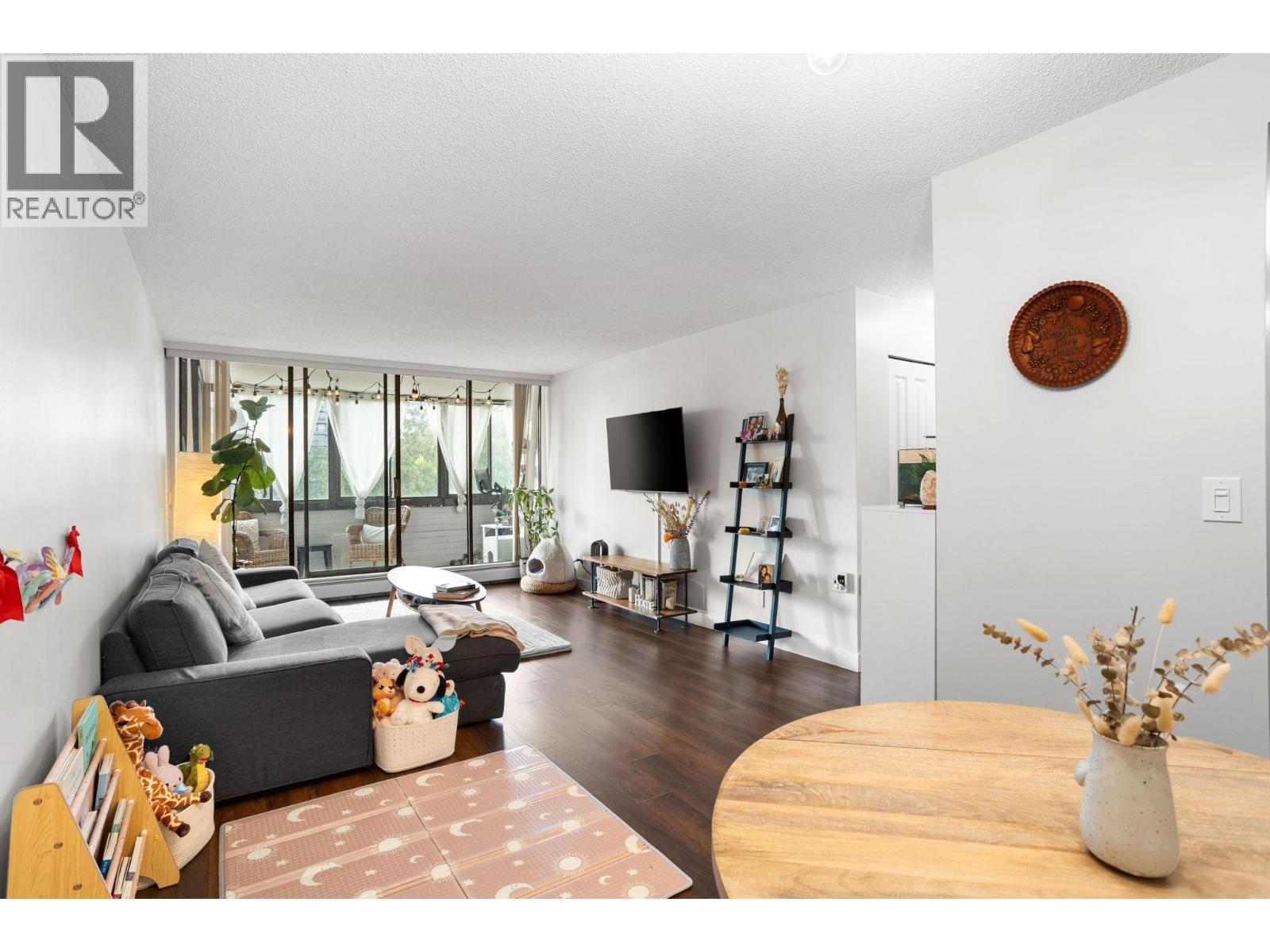 906 2020 Bellwood Avenue, Burnaby, British Columbia  V5B 4P8 - Photo 8 - R3164889