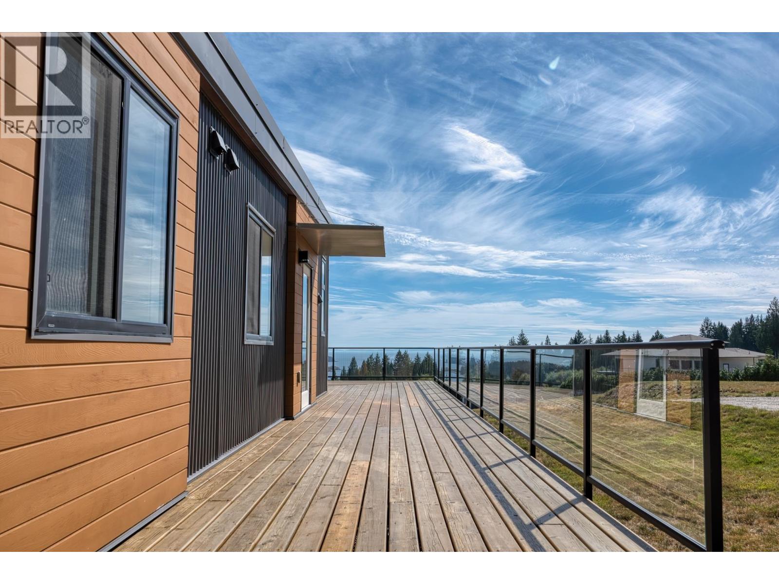 604 Woodland Avenue, Gibsons, British Columbia  V0N 1V1 - Photo 18 - R3166455