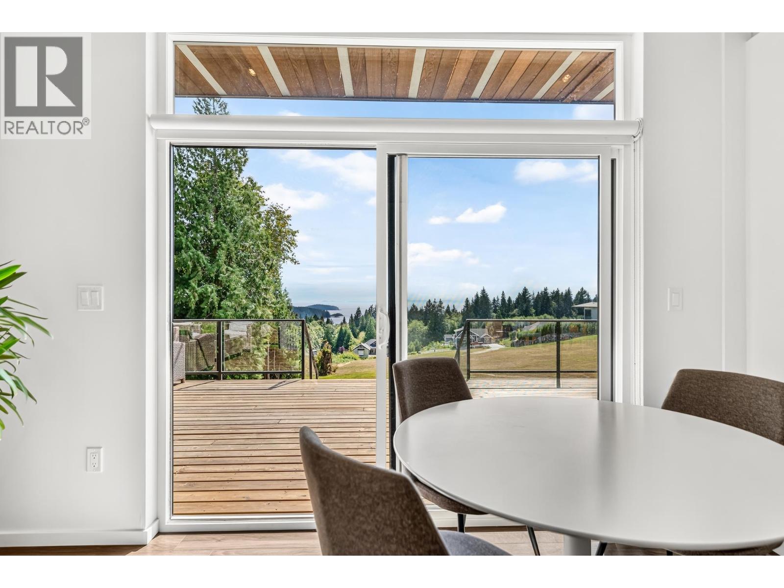 604 Woodland Avenue, Gibsons, British Columbia  V0N 1V1 - Photo 28 - R3166455