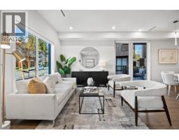 3206 HIGHLAND BOULEVARD, North Vancouver, British Columbia