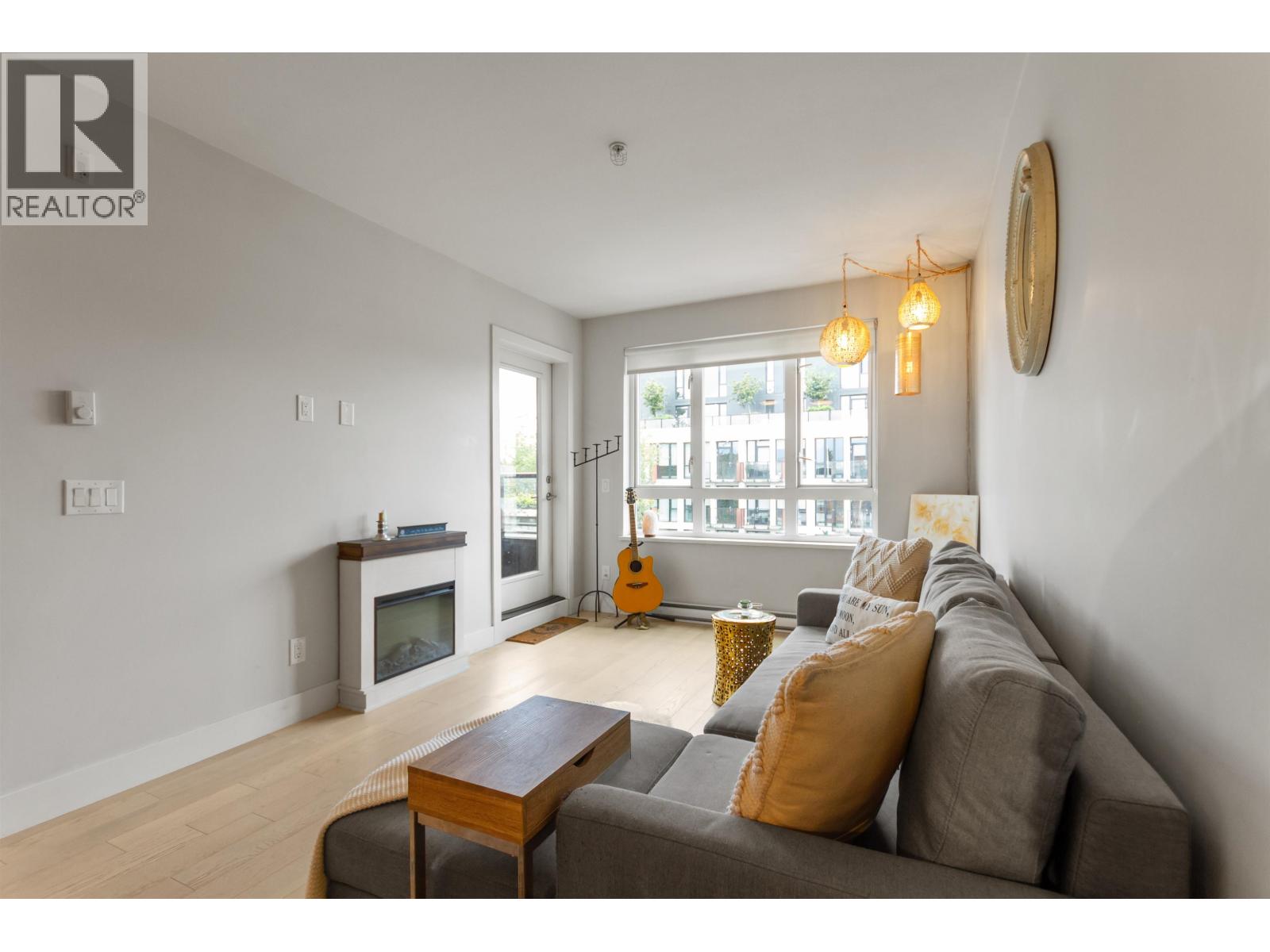 509 2477 Carolina Street, Vancouver, British Columbia  V5T 0G8 - Photo 3 - R3166451