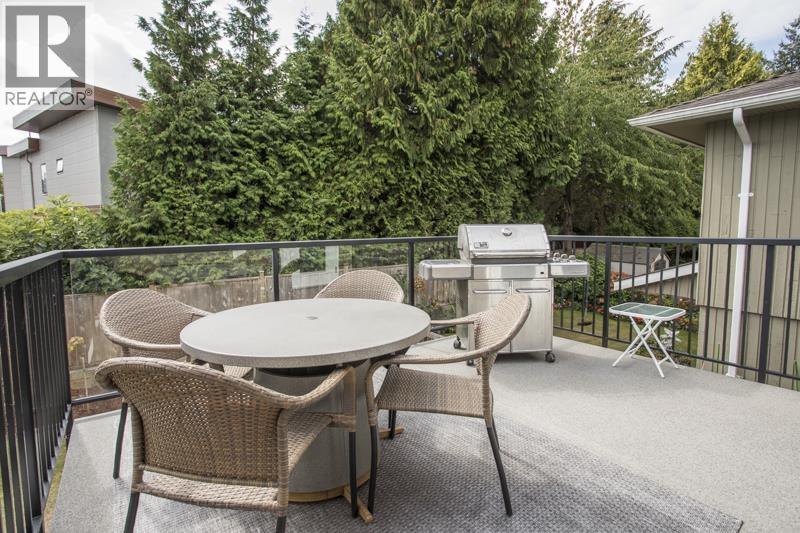 5228 Hollyfield Avenue, Richmond, British Columbia  V7E 4T8 - Photo 16 - R3166461